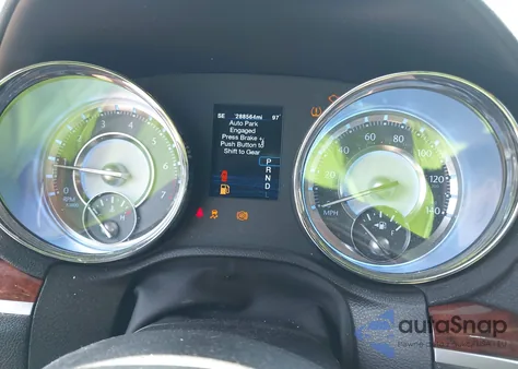 2012 Chrysler 300 from USA, damaged, VIN 2C3CCAAG5CH165360